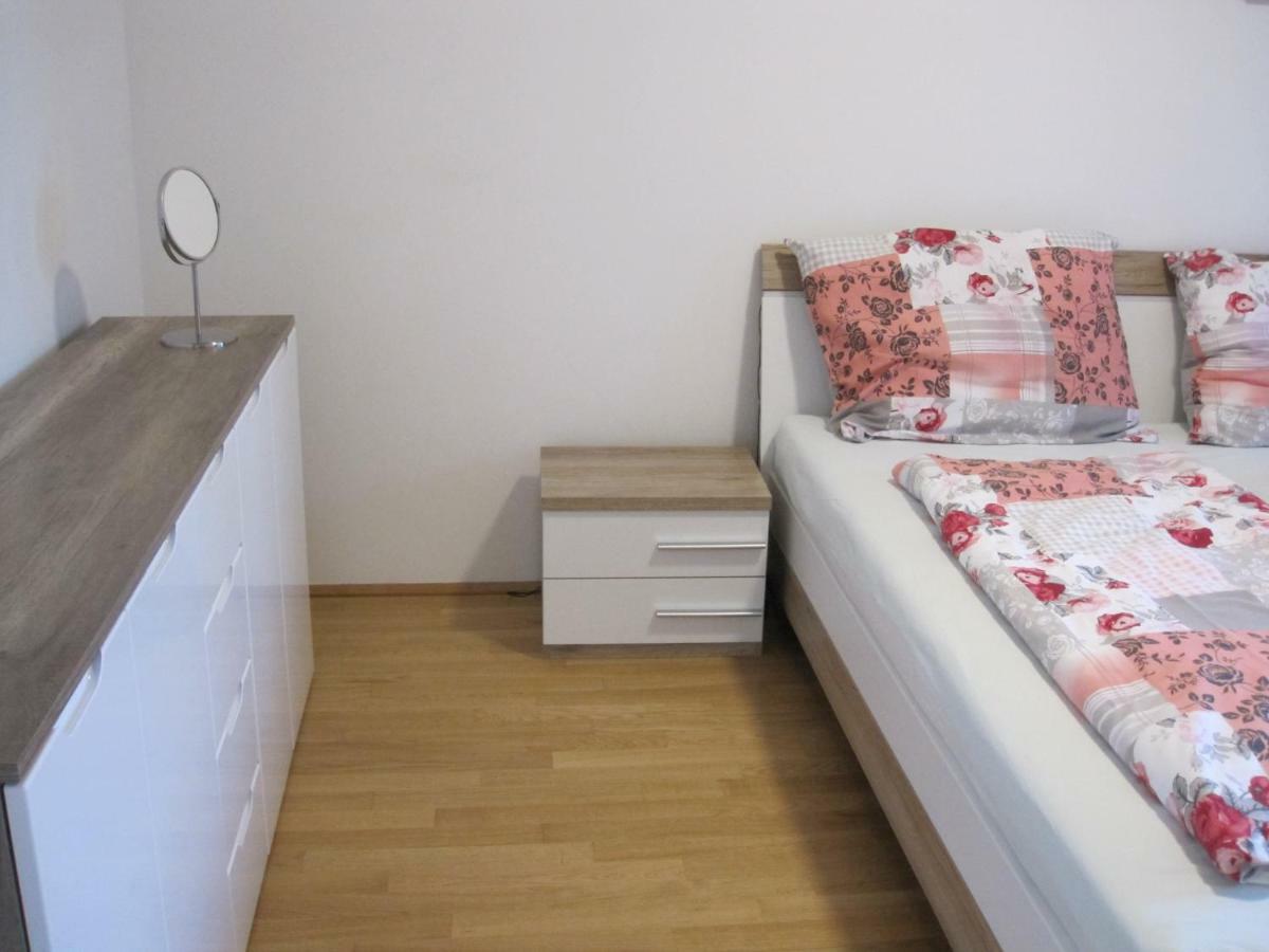 Apartment With Parking On Premise Vienna Esterno foto
