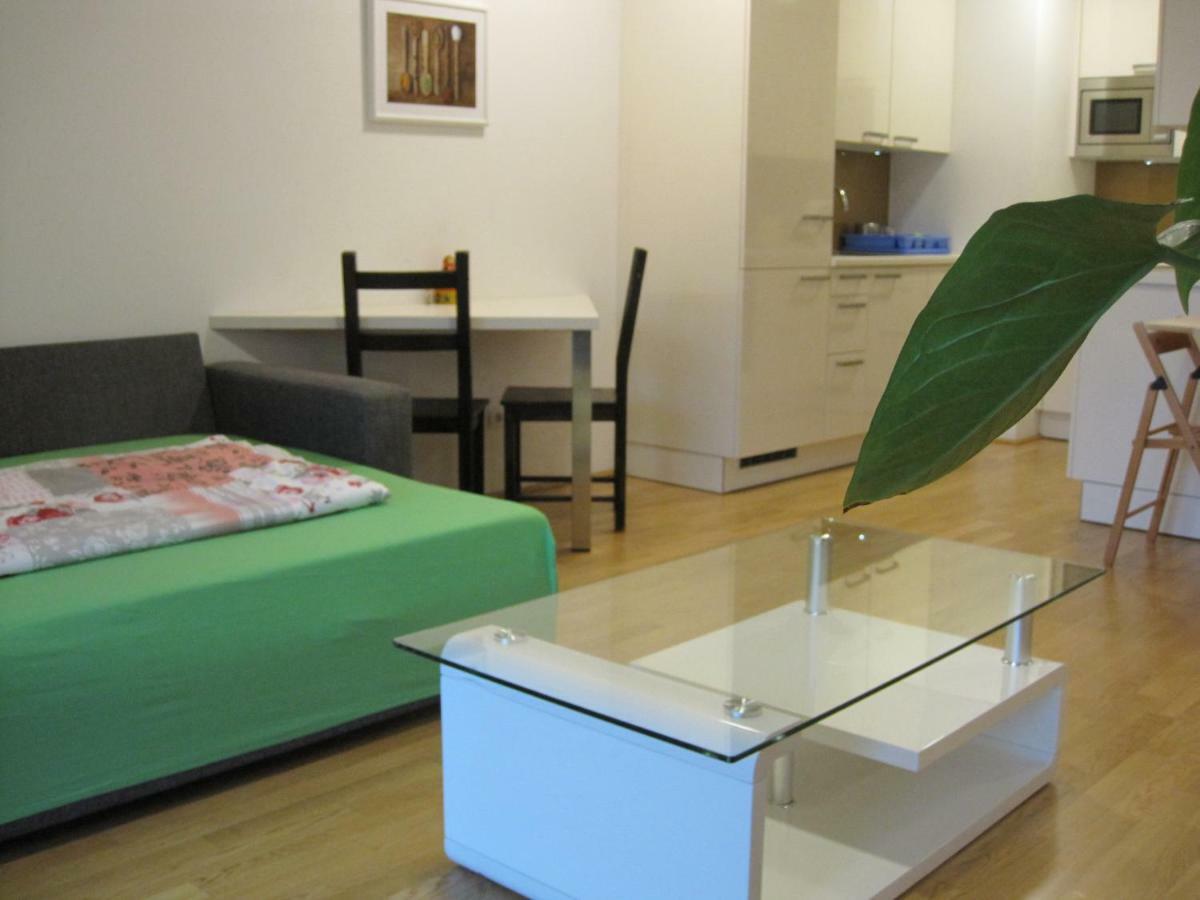 Apartment With Parking On Premise Vienna Esterno foto