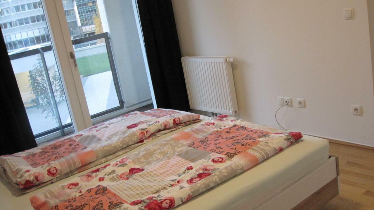 Apartment With Parking On Premise Vienna Esterno foto