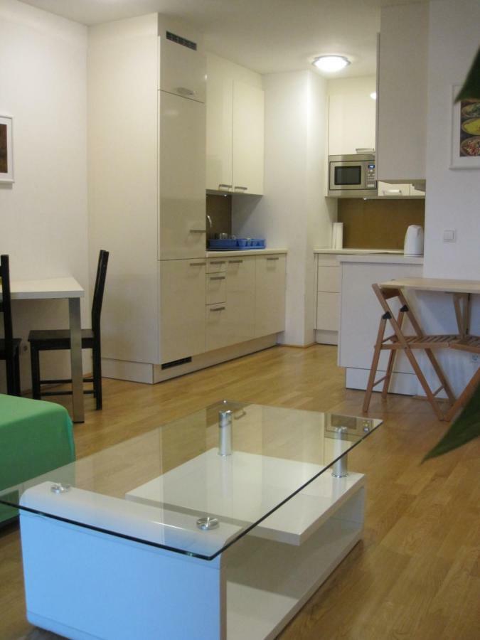 Apartment With Parking On Premise Vienna Esterno foto